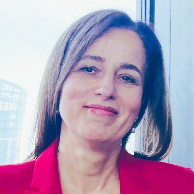 Joanna Dulniak, Founder & Consultant, Outperform